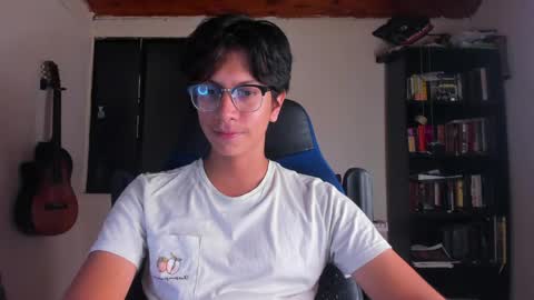 Literateboy online show from June 1, 1:39 am