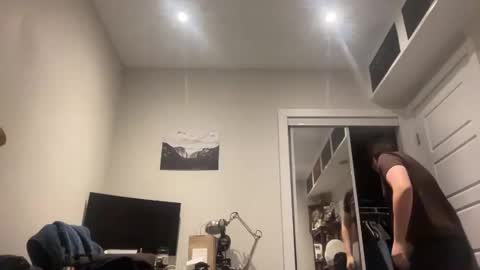 little_boi2much online show from October 5, 6:34 pm