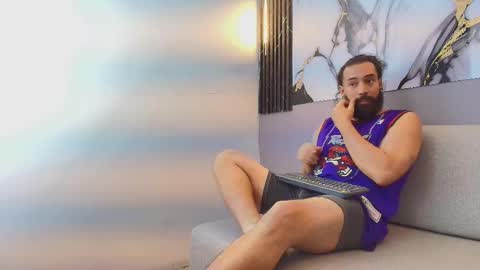 little_ronny online show from January 19, 5:43 am