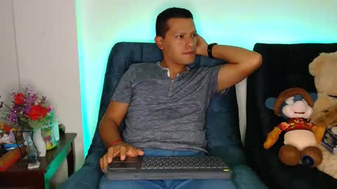 Manu online show from May 25, 3:13 am