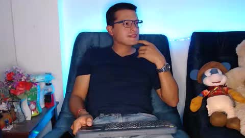 Manu online show from March 16, 3:46 am