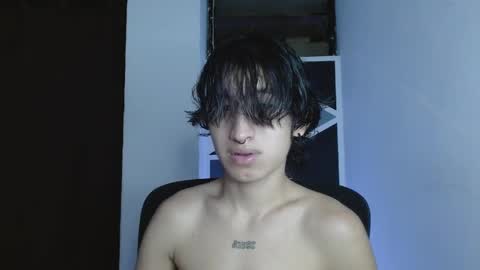 Eros online show from March 31, 1:40 am