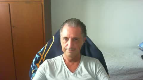 liuk53 online show from June 2, 12:06 pm