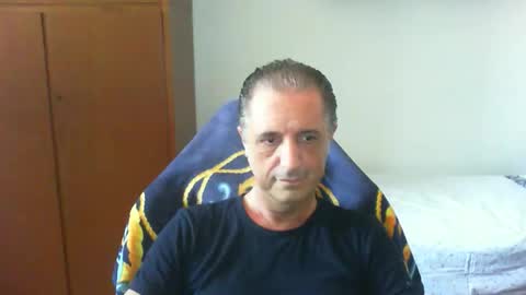 liuk53 online show from May 31, 11:54 am