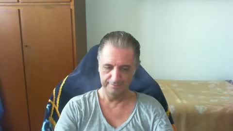 liuk53 online show from May 23, 12:21 pm