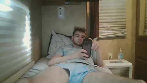 Snapshot of livetyy chatting on October 16, 7:00 pm livetyy online show from October 16, 7:00 pm