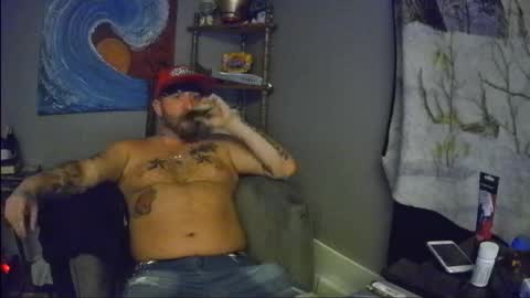 Snapshot of livingpuddle chatting on October 19, 6:28 am livingpuddle online show from October 19, 6:28 am