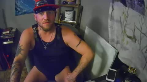 Snapshot of livingpuddle chatting on October 6, 2:00 pm livingpuddle online show from October 6, 2:00 pm