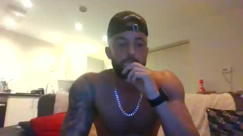 Leon online show from January 15, 6:21 pm