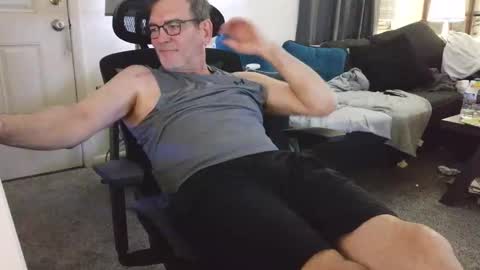 LongDick Daddy online show from October 28, 12:57 am