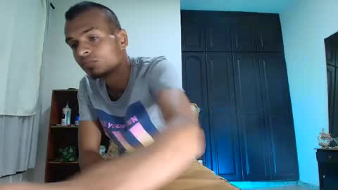 edwin online show from December 17, 7:40 am