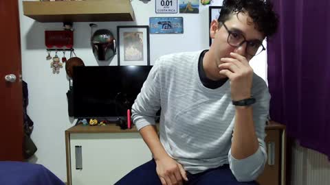 Lobo online show from January 18, 3:27 pm