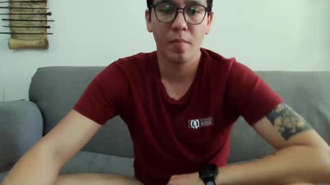 Lobo online show from February 26, 6:42 pm