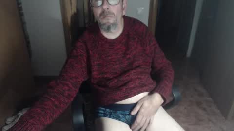 lobosolitario73 online show from November 8, 12:25 am