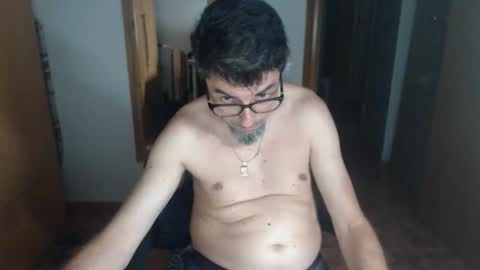 lobosolitario73 online show from September 19, 12:35 am