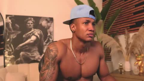 logan_varela online show from February 13, 9:06 pm