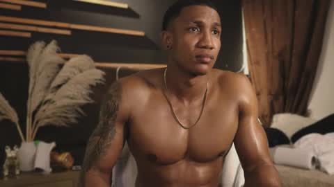 logan_varela online show from February 1, 9:54 am