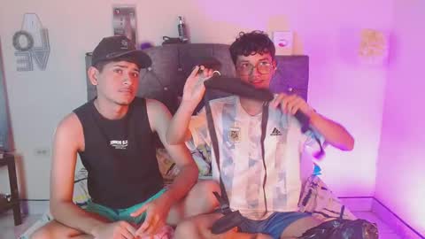 logan_willyams_ online show from October 28, 10:45 pm