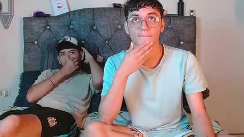 logan_willyams_ online show from September 9, 9:35 pm