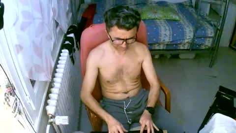 lokoum39 online show from March 14, 6:59 pm