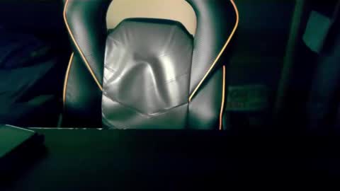 london_man1988 online show from January 9, 8:55 am