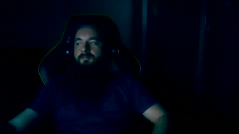 london_man1988 online show from February 4, 7:11 pm