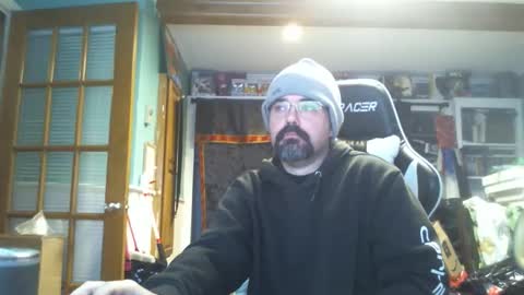 longandcut99 online show from December 19, 5:21 pm