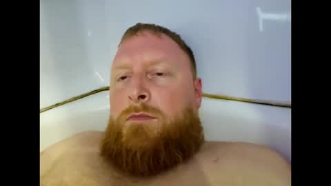 Snapshot of longshlong54321 chatting on October 10, 9:39 pm Come in to talk stay for the cock lol online show from October 10, 9:39 pm