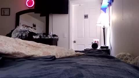 Snapshot of lookatmecum4you chatting on December 24, 7:28 am lookatmecum4you online show from December 24, 7:28 am