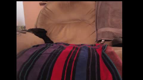 looking469 online show from December 7, 7:54 pm