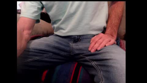 looking469 online show from February 3, 5:03 pm