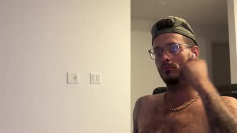 lewyay online show from October 25, 9:55 am