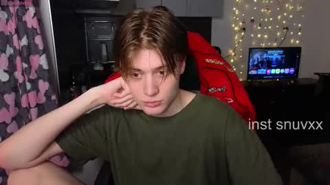 louie_evans online show from March 1, 9:36 pm