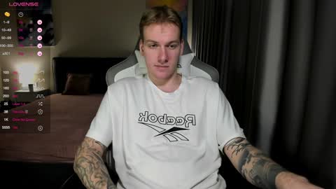 Louis  online show from December 18, 5:42 pm