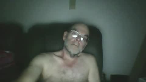 louism13 online show from October 22, 3:32 am