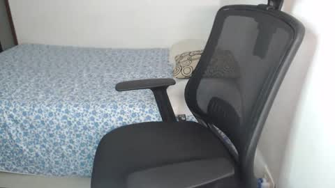 Andys and mary online show from February 17, 2:10 am