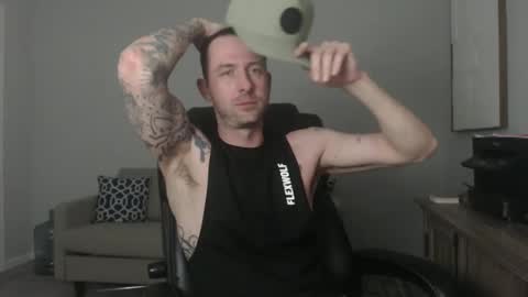 lovehatlovers online show from March 11, 8:32 am