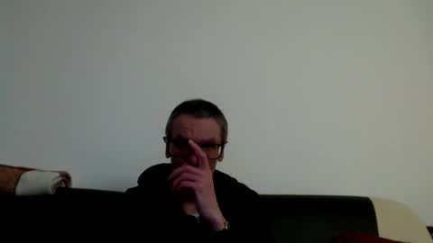 lovepvcearly50s online show from April 1, 6:49 pm