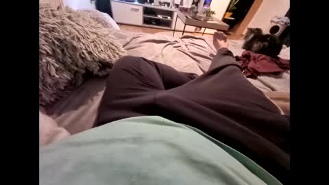 lover010983 online show from February 13, 6:41 am