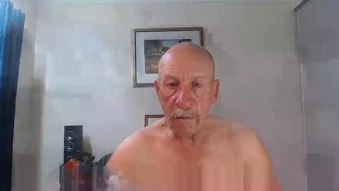 Lovesblackazz online show from December 18, 10:44 am