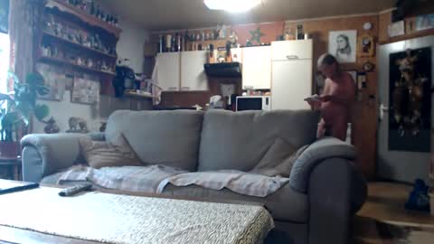 Snapshot of lovetobenaked10 chatting on January 23, 12:09 pm aaron online show from January 23, 12:09 pm