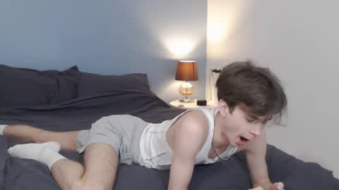 lucacharm online show from February 13, 10:54 pm