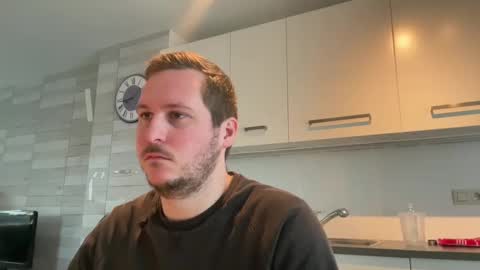 Lucas online show from January 7, 9:32 am