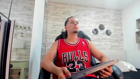 lucas_lewis online show from February 4, 11:27 am