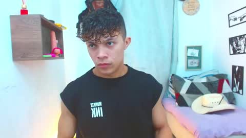 Lucas Luxx online show from September 18, 1:24 pm