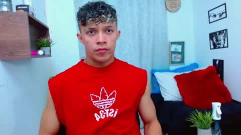 Lucas Luxx online show from February 14, 1:50 pm