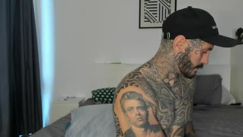 lucasexclusive online show from April 20, 5:43 am