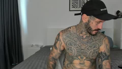 lucasexclusive online show from April 21, 5:57 am