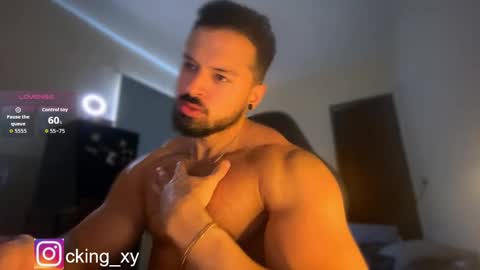 lucasfit24 online show from September 14, 1:57 pm