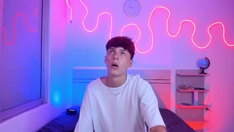 Luccas Ferreira online show from November 8, 7:39 pm